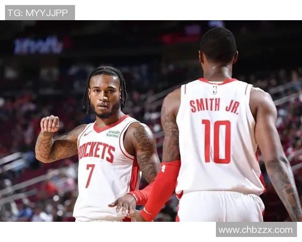 12月26日火箭队与雷霆队精彩对决比赛视频回顾与精彩瞬间分析 12月26日火箭队与雷霆队精彩对决比赛视频回顾与精彩瞬间分析