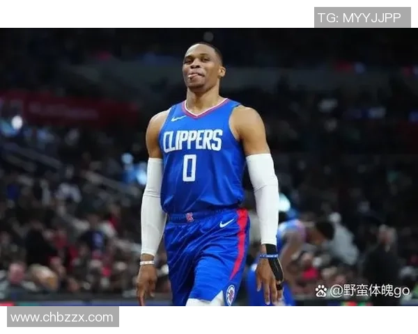 拉塞尔威斯布鲁克的篮球传奇与职业生涯的辉煌成就分析 拉塞尔威斯布鲁克的篮球传奇与职业生涯的辉煌成就分析